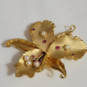 Vintage 12GF BB Brooch